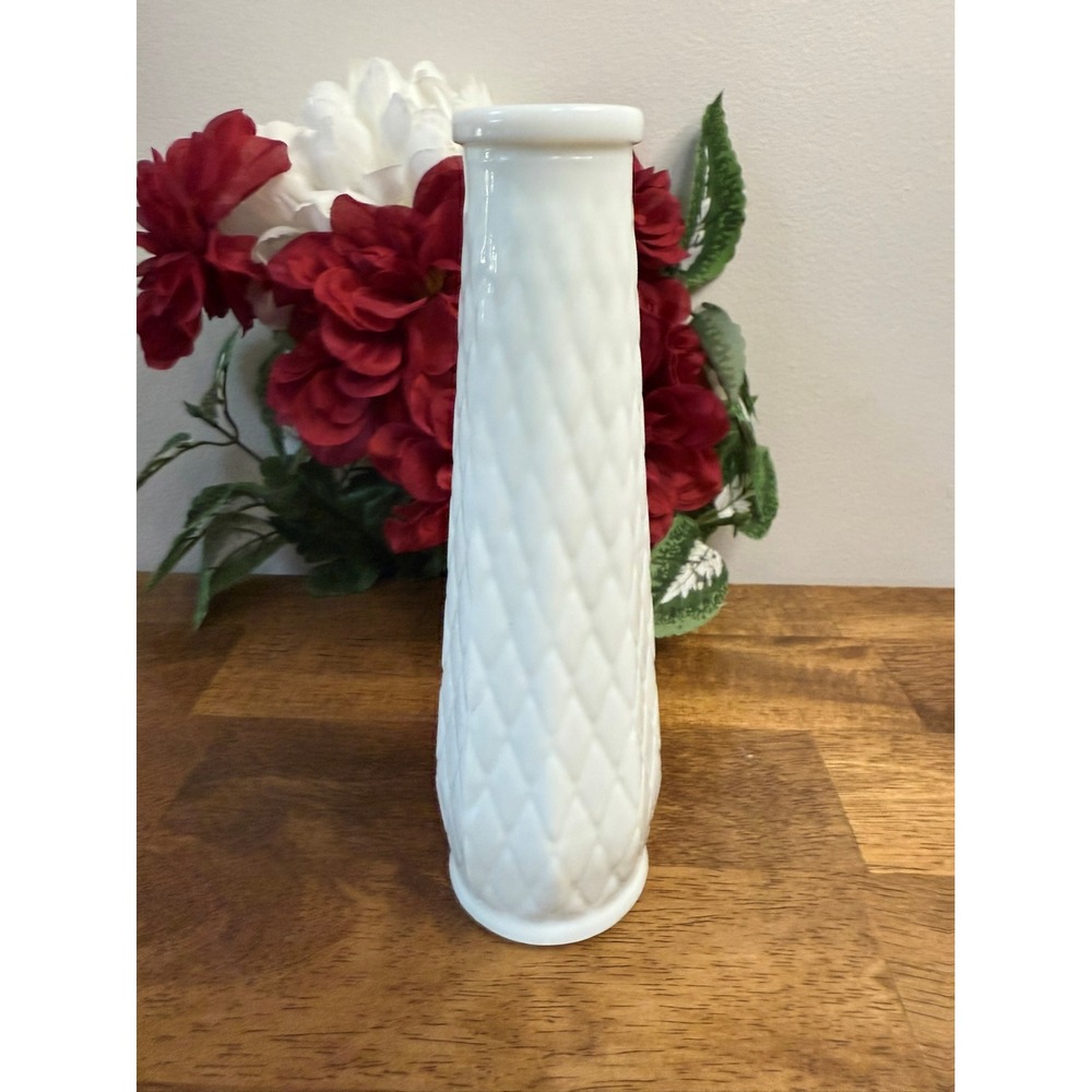 Vintage E.O. Brody Milk Glass Vase Diamond Quilted Pattern White MCM Wedding‎